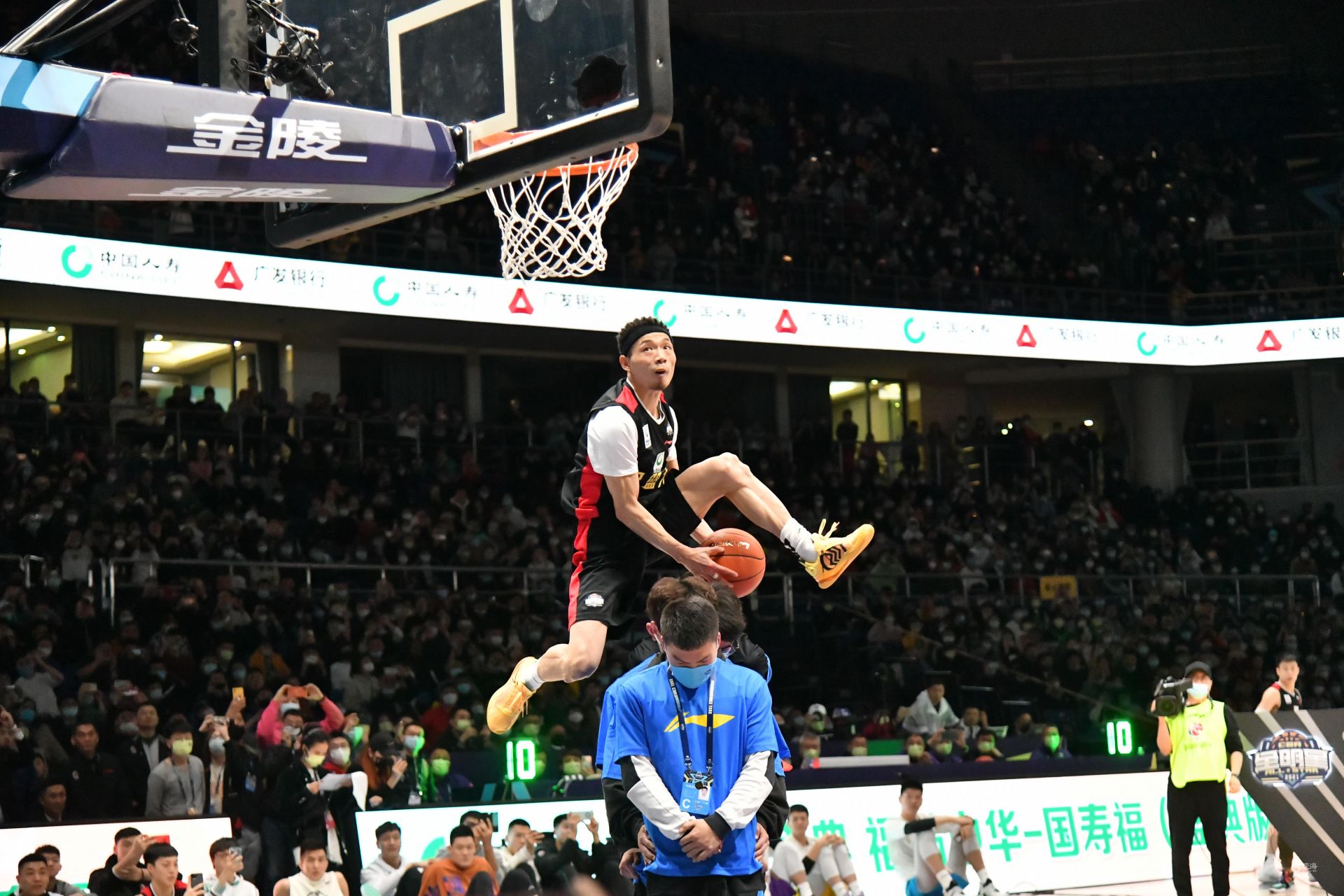 第二步是参 第二步是参