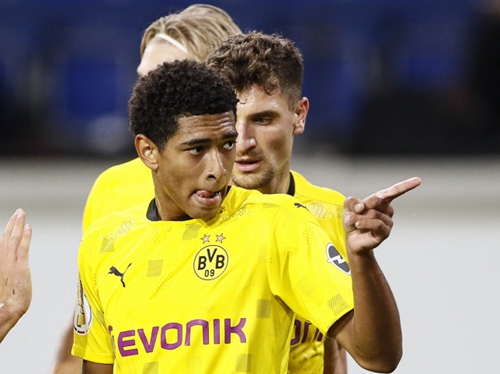 巴萨的边 巴萨的边